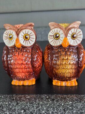 Great Horned Owl Magnetic Salt and Pepper Shaker Set 3.75" MCM Rustic Vintage